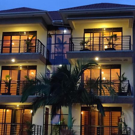 Kampala Suburbs Apartment Esterno foto