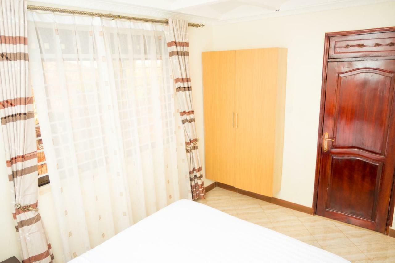 Kampala Suburbs Apartment Esterno foto